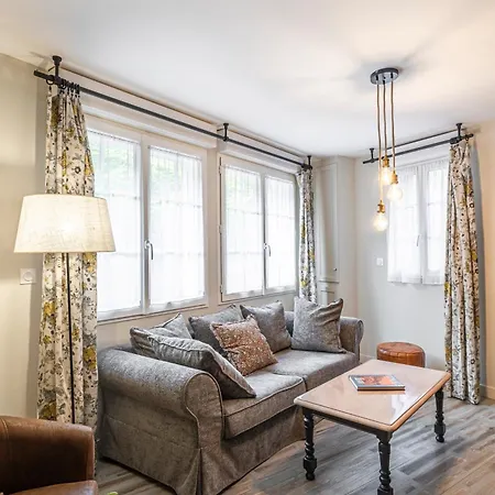 Ferienhaus La Grive - 400m - Confort *